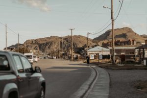 Village en milieu aride en Argentine.