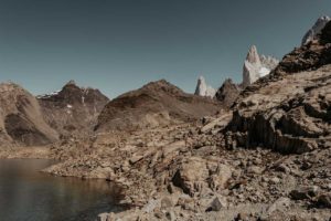 Montagne rocailleuse.